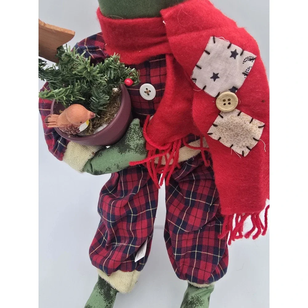 Arline's Crafty Treasures Christmas Frog Long Leg Shelf Sitter Vintage Decor